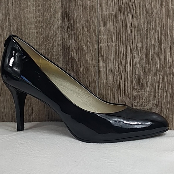 classic black pumps round toe